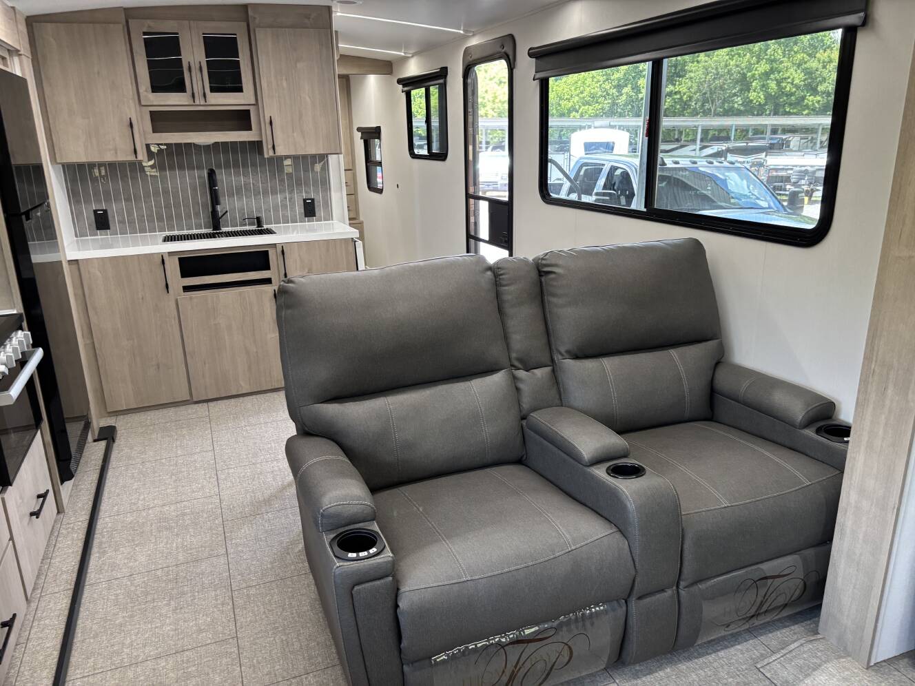 A photo of this 2025 Grand Design IMAGINE 3100RD