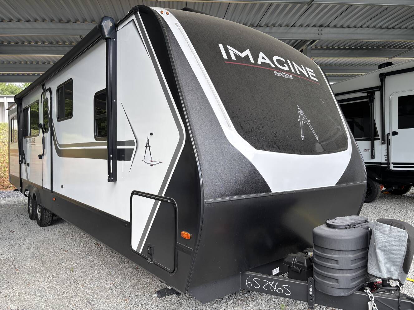 A photo of this 2025 Grand Design IMAGINE 3100RD