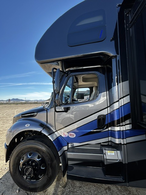 2025 Thor Motor Coach INCEPTION 34XG in silver city NM