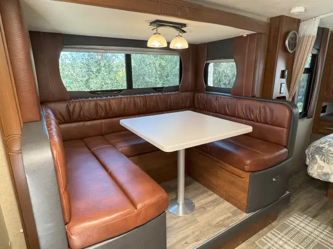 2018 Lance 1995 TRAVEL TRAILER in johnson city TN