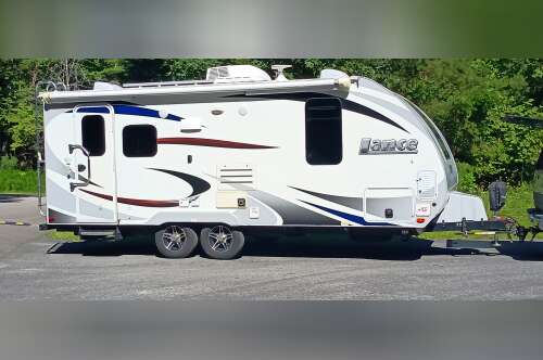 2018 Lance 1995 TRAVEL TRAILER in johnson city TN