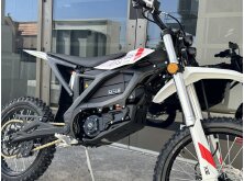 The Vague, Hotly Debated Legality of e-Bikes image