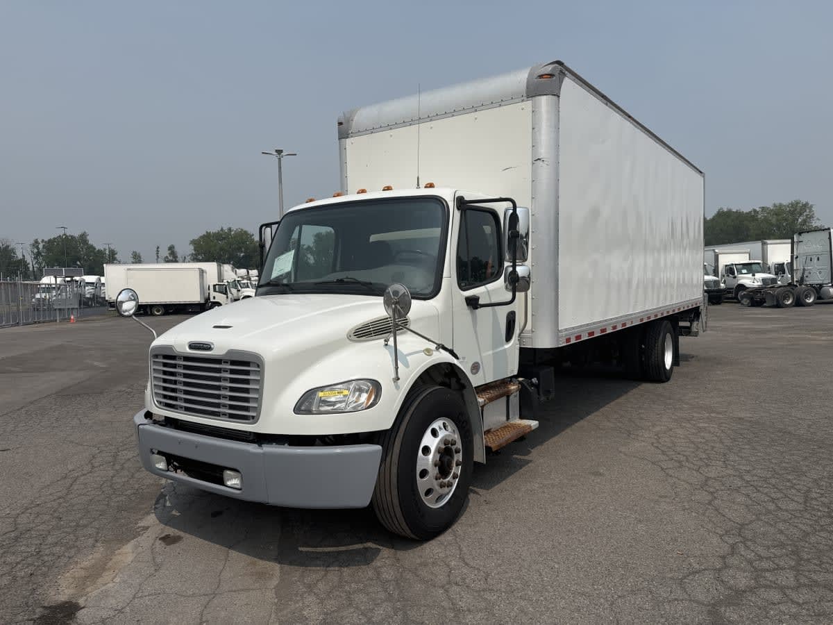 2019 FREIGHTLINER BUSINESS CLASS M2 106 in Hampton, VA