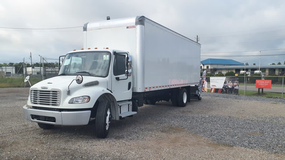 2022 FREIGHTLINER BUSINESS CLASS M2 106 in Birmingham, AL