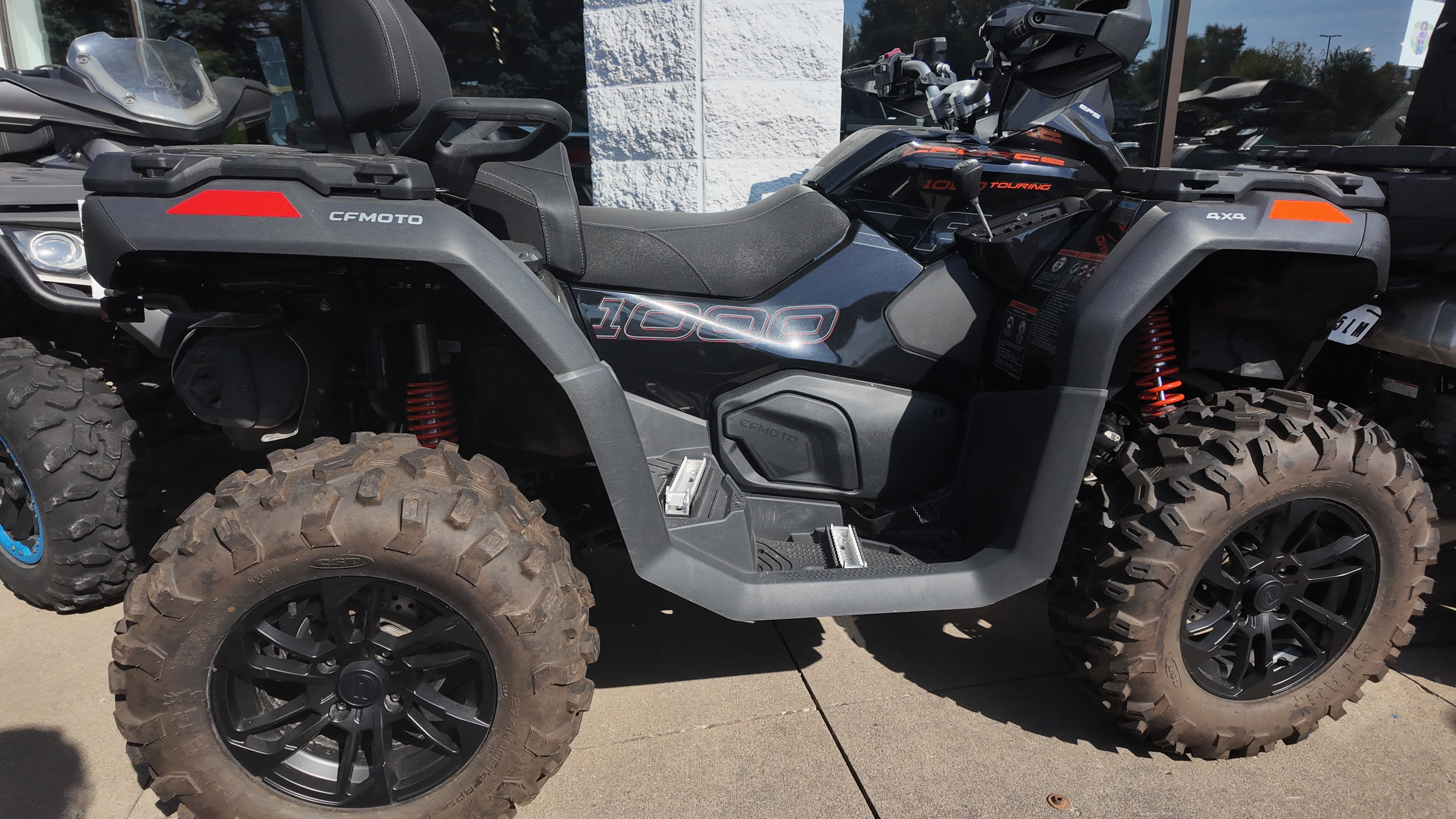 2024 CFMOTO CFORCE 1000 TOURING in lakeville MN