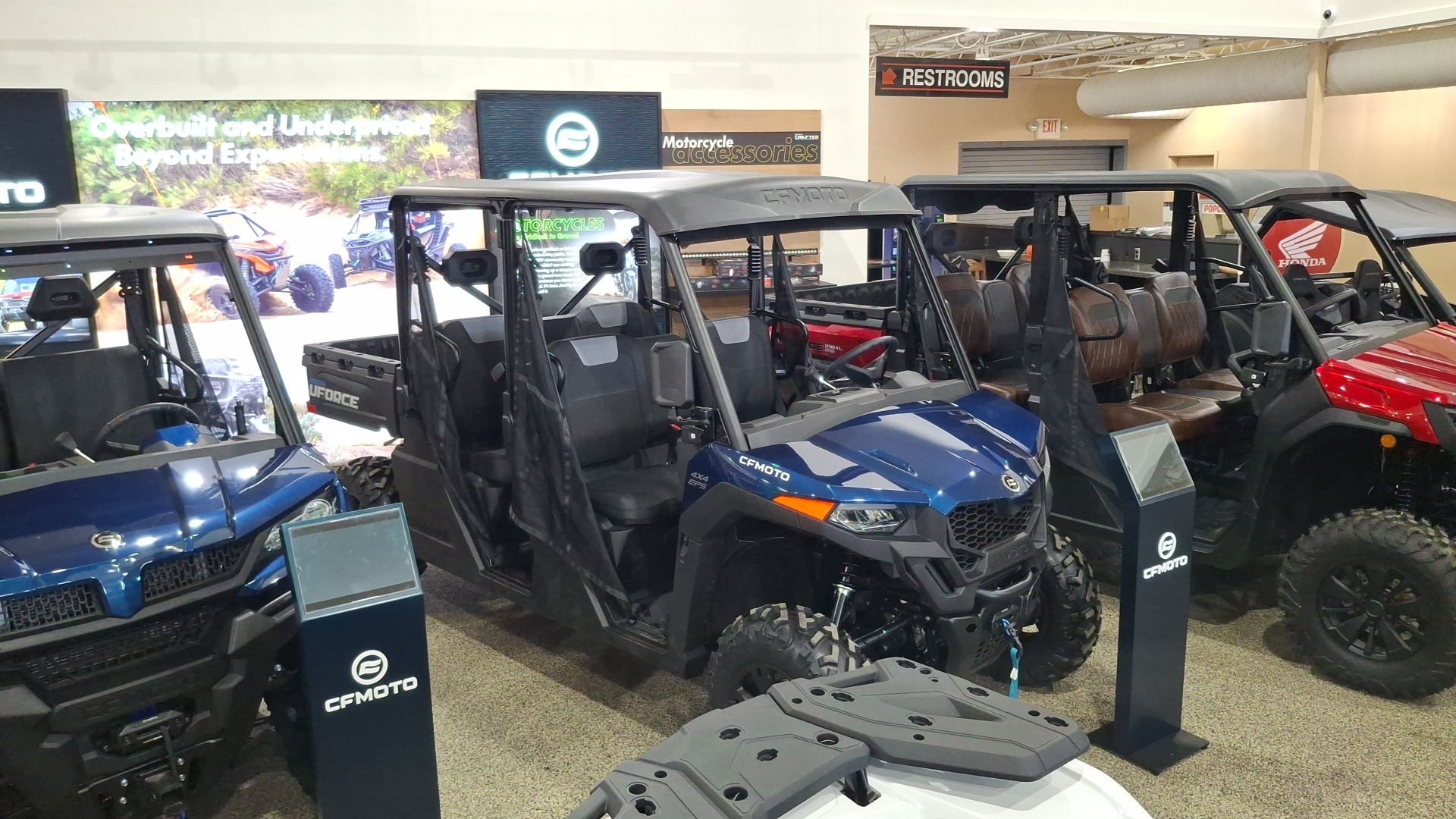2026 CFMOTO UFORCE 800 XL in quincy IL