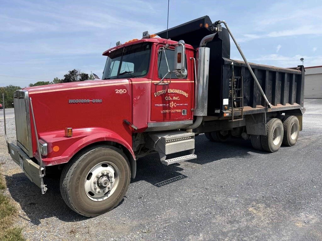 2006 WESTERN STAR 4900 in Chantilly, VA