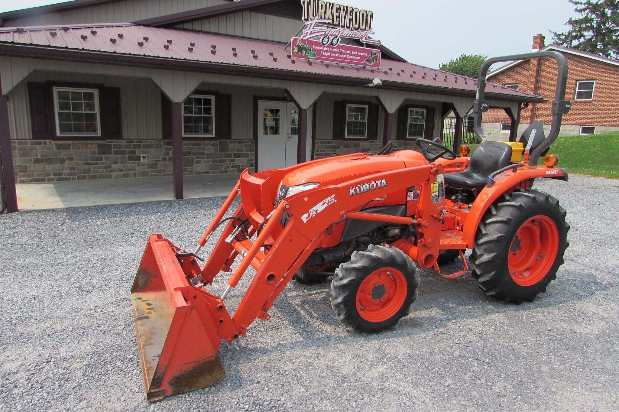 2017 KUBOTA L3901HST in Chambersburg, PA