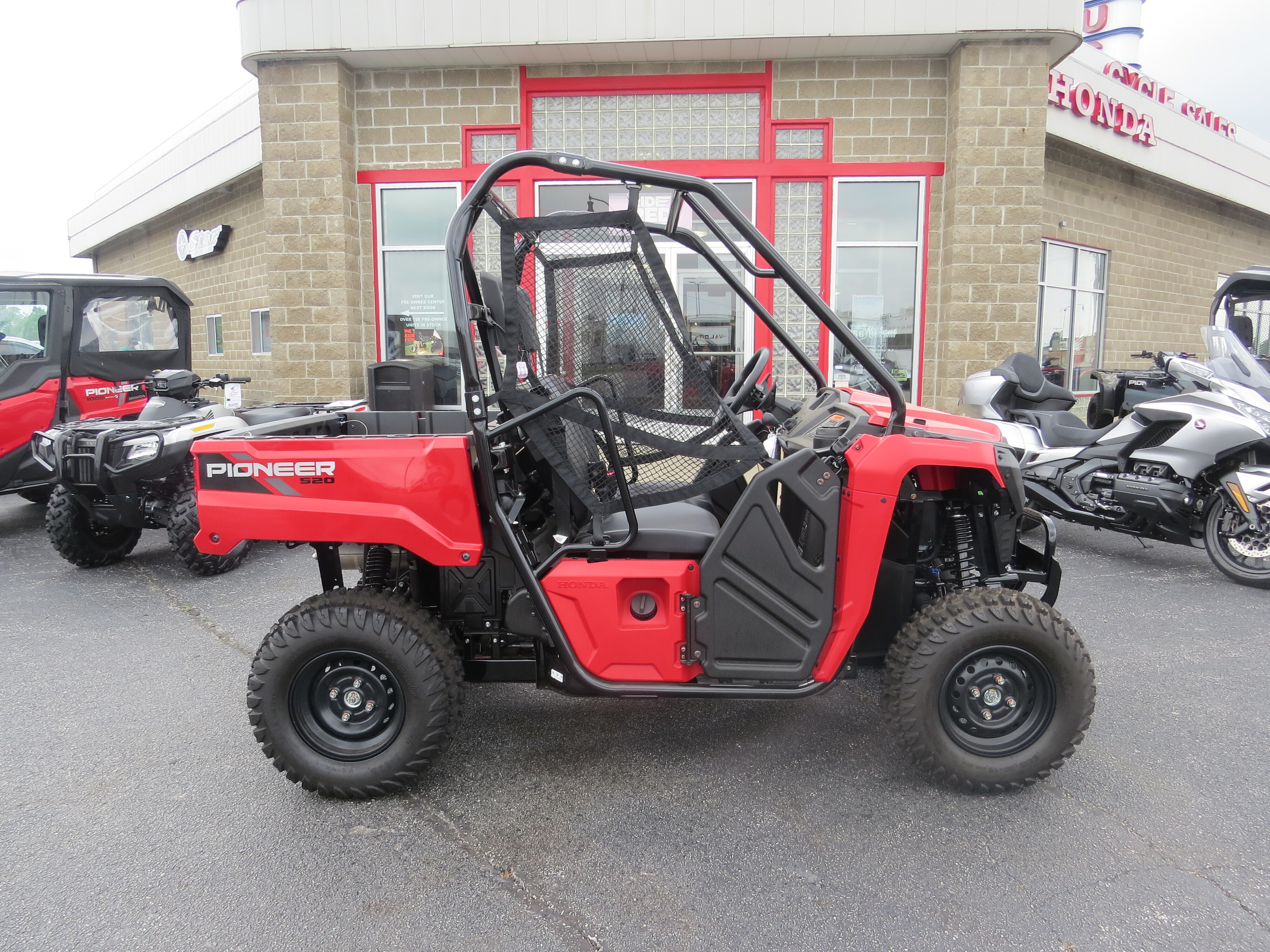 2025 Honda Pioneer 520 BASE in litchfield IL