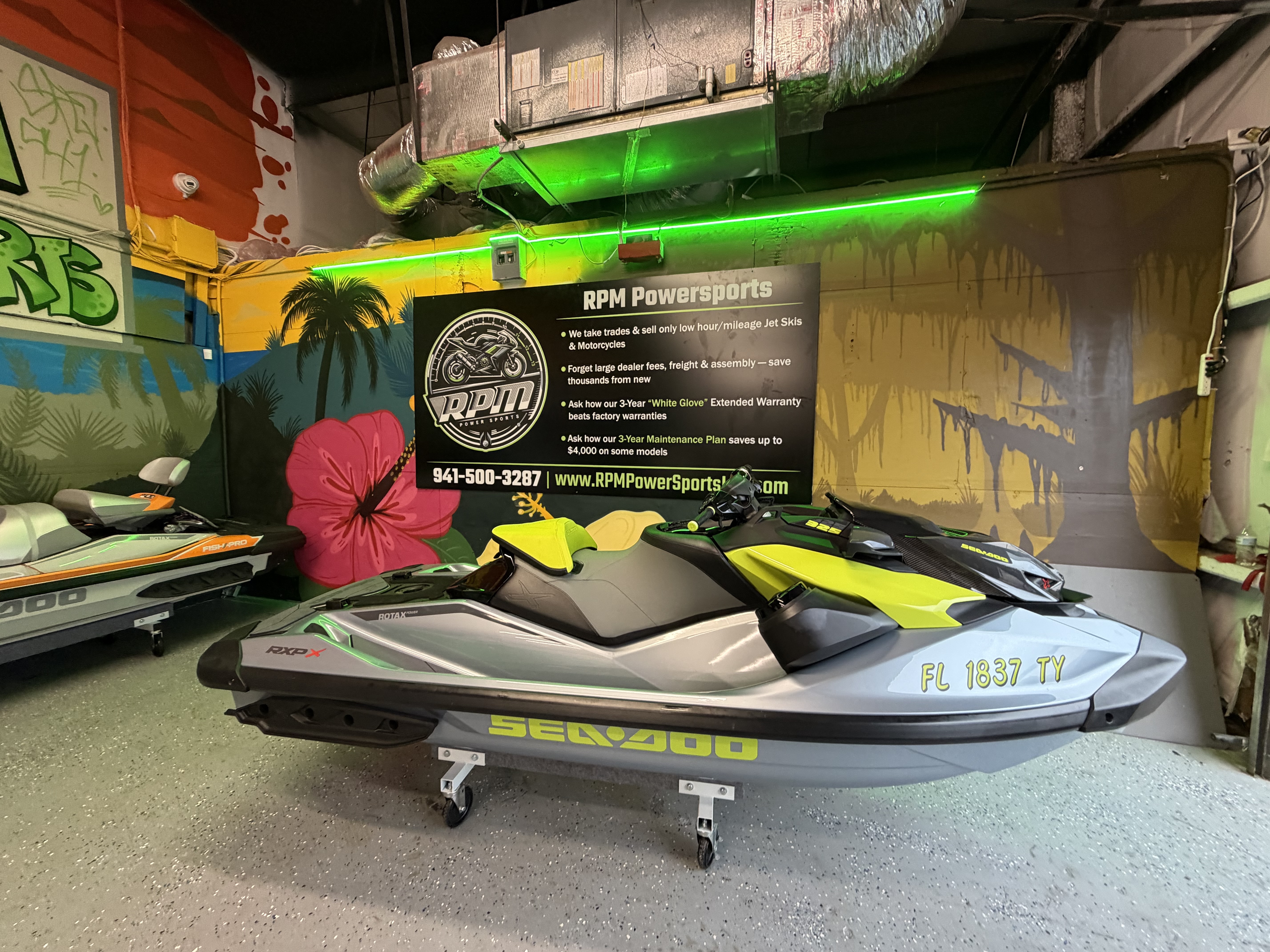 2024 Sea-Doo RXP-X 325 w/ Sound System and Warranty only 16hrs! BASE in Sarsota, FL
