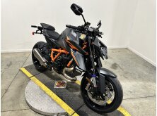 2026 KTM 1390 Super Duke RR Preview image