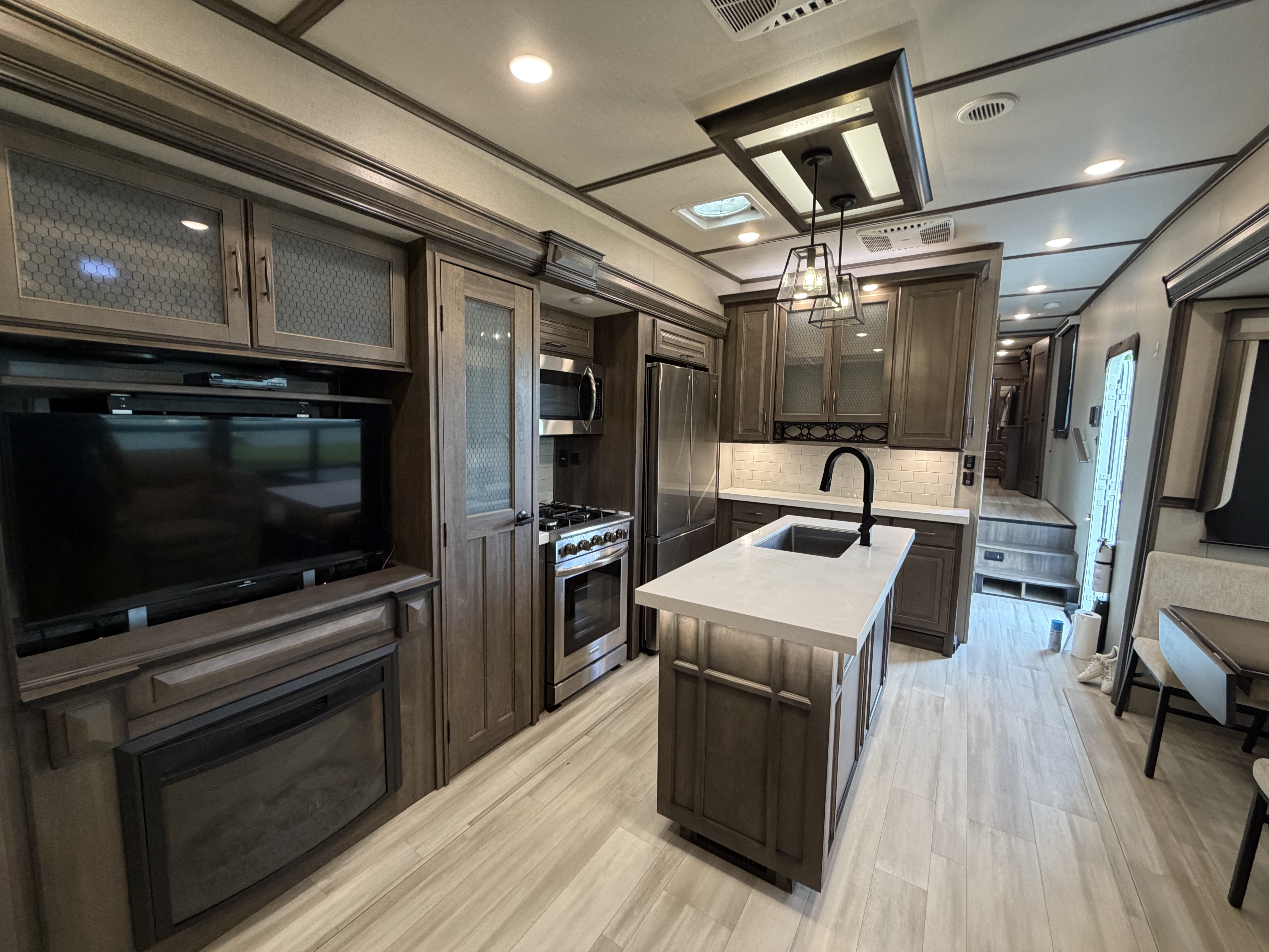 2022 Grand Design SOLITUDE 378MBS-R in birmingham AL