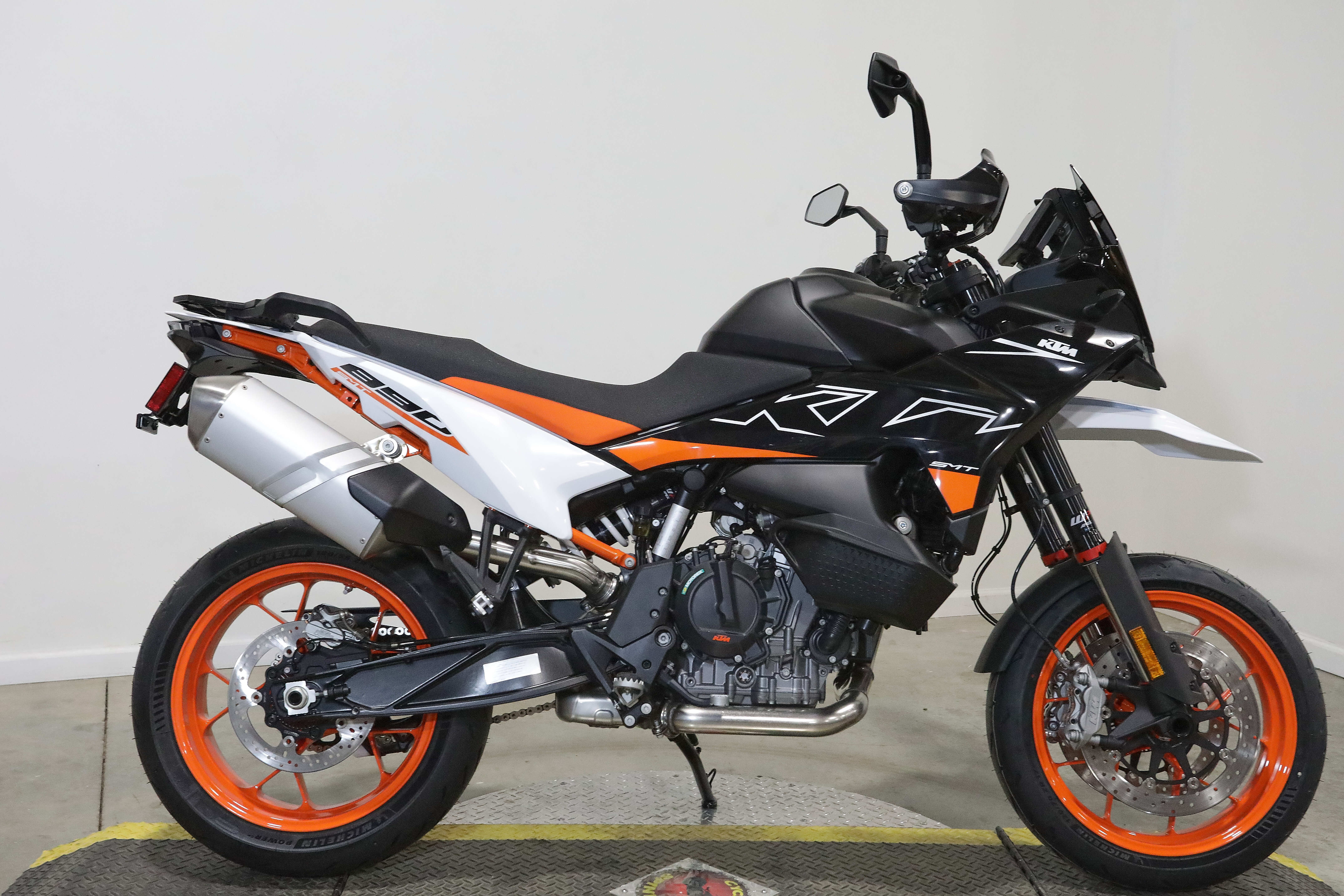 2024 KTM 890 SMT 890 in Medina, OH