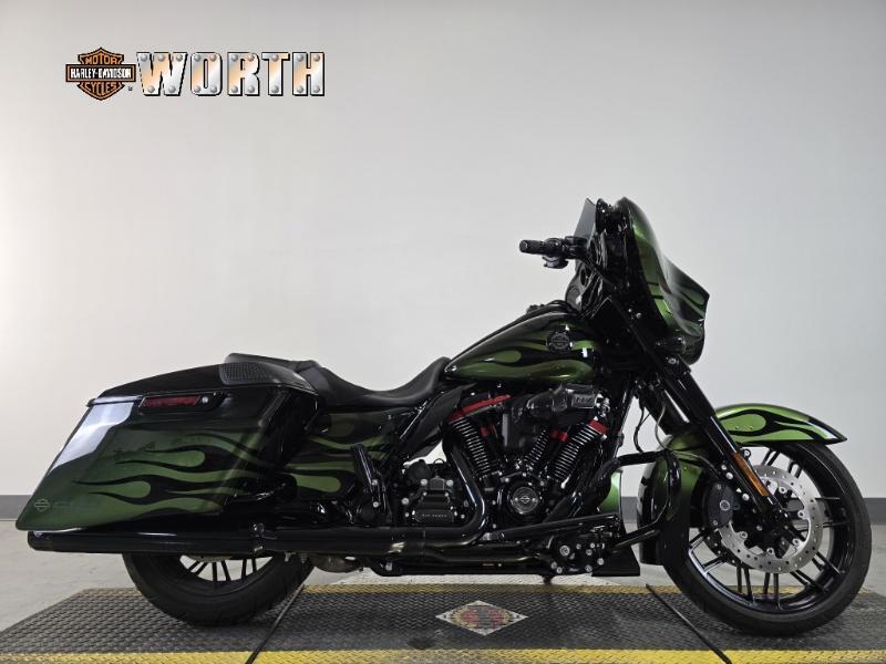 2022 Harley-Davidson CUSTOM VEHICLE OPS STREET GLIDE BASE in Kansas City, MO