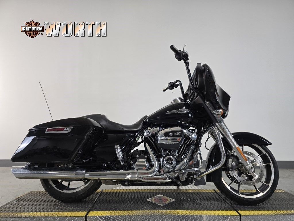 2022 Harley-Davidson STREET GLIDE in Kansas City, MO