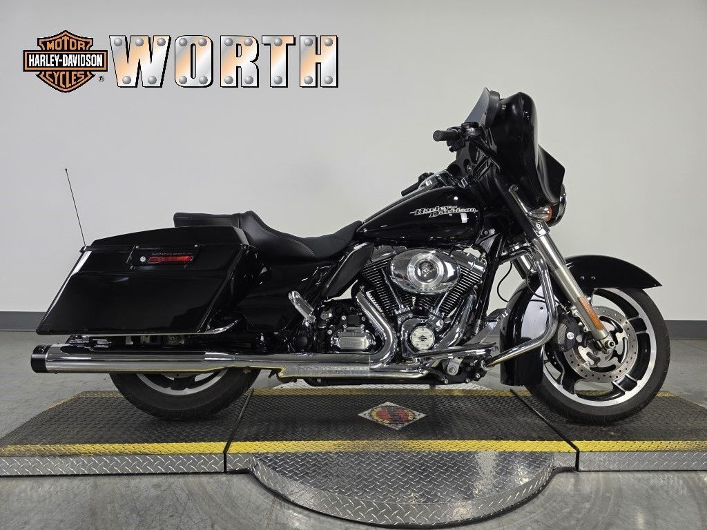 2012 Harley-Davidson STREET GLIDE in Kansas City, MO