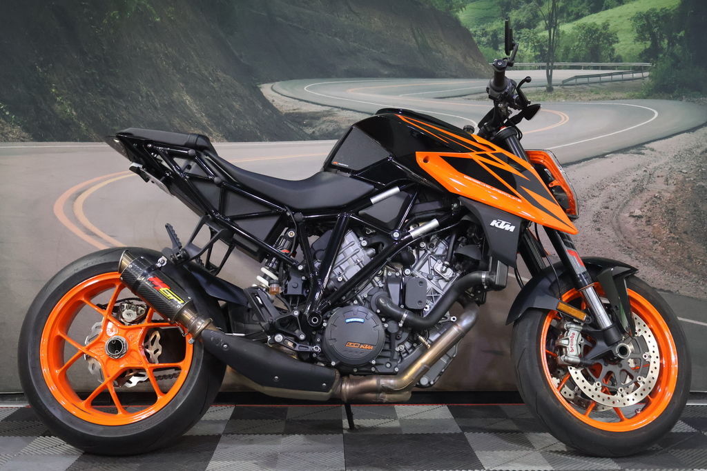 2019 KTM 1290 Super Duke R SUPER DUKE R in Chatsworth, CA