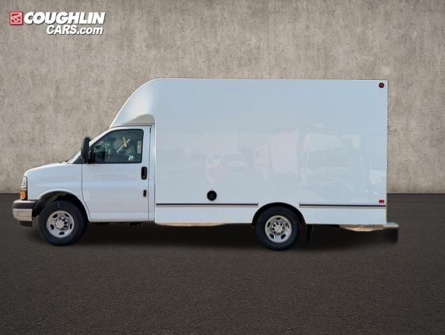 2026 CHEVROLET Express 3500 in Pataskala, OH