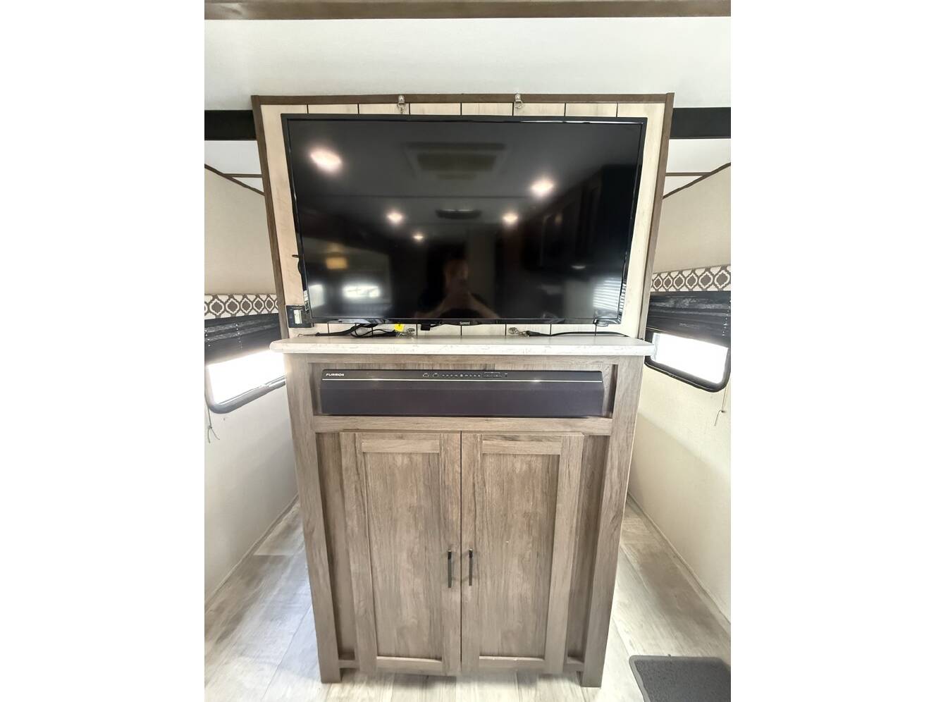 A photo of this 2020 Prime Time TRACER 29QBD