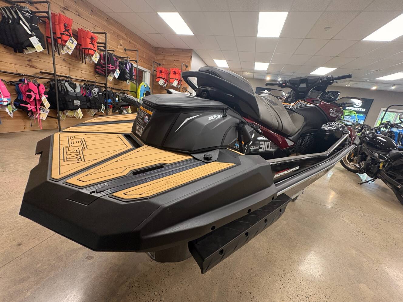 A photo of this 2026 Kawasaki Jet Ski® Ultra® 310LX