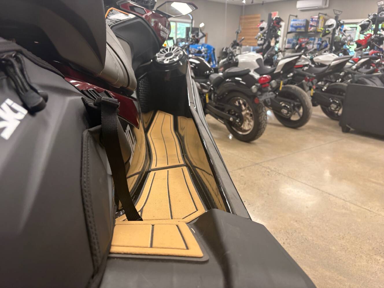 A photo of this 2026 Kawasaki Jet Ski® Ultra® 310LX