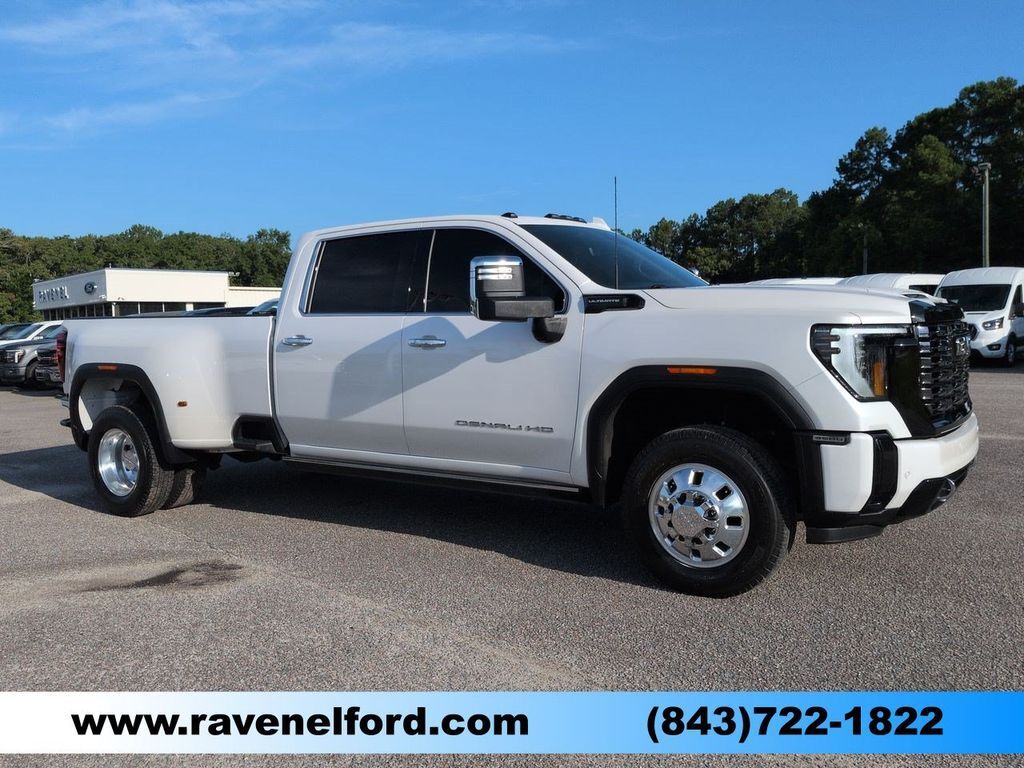 2025 GMC Sierra 3500HD in Ravenel, SC