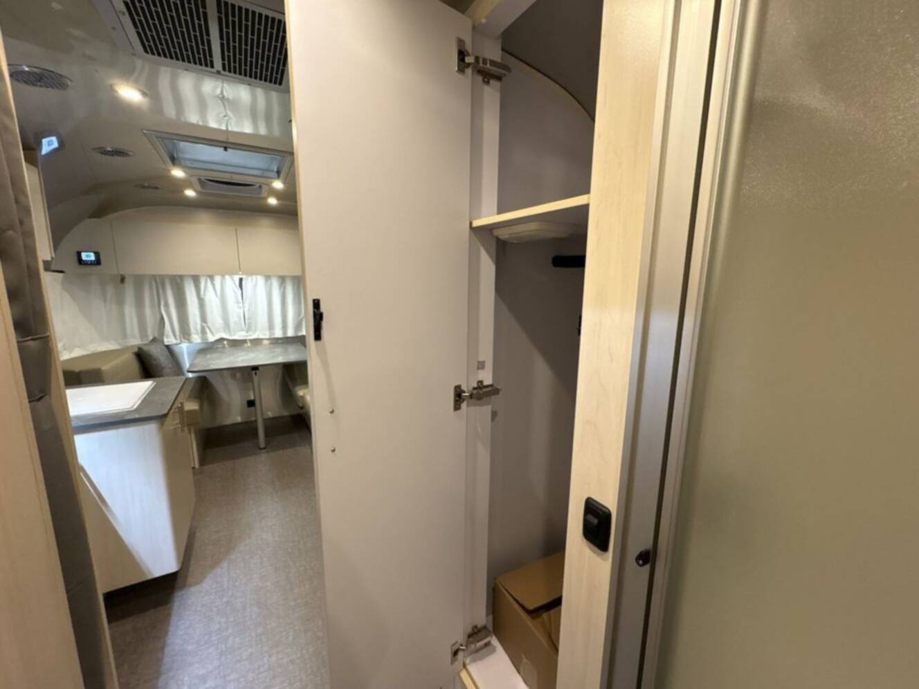 A photo of this 2026 Airstream Flying Cloud 25FB
