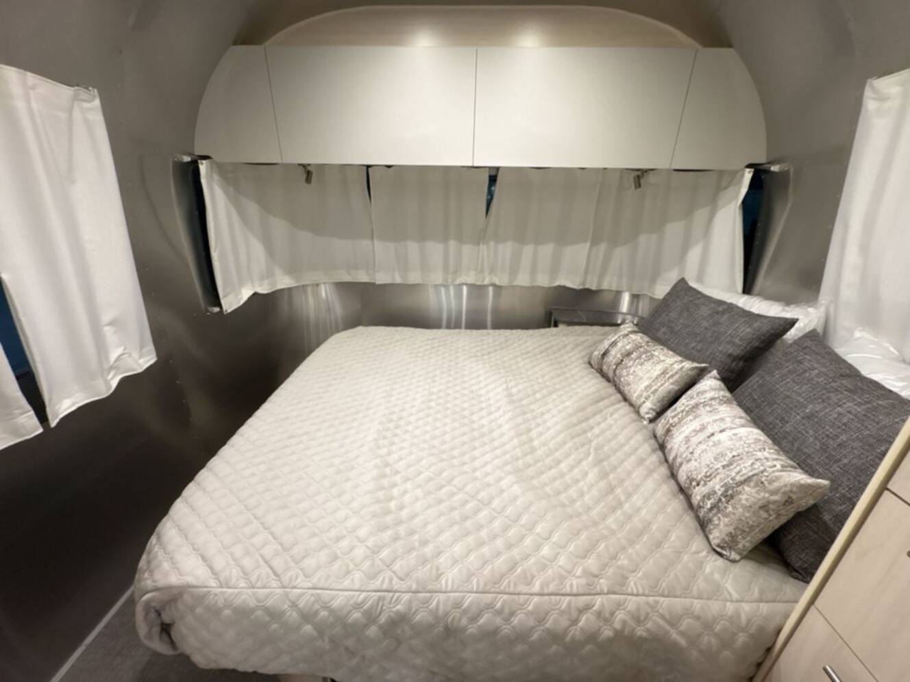 A photo of this 2026 Airstream Flying Cloud 25FB