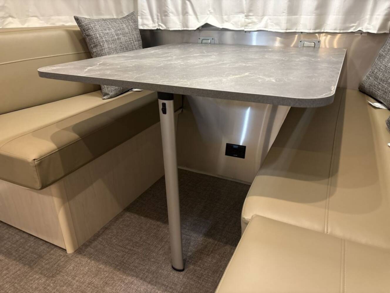 A photo of this 2026 Airstream Flying Cloud 25FB