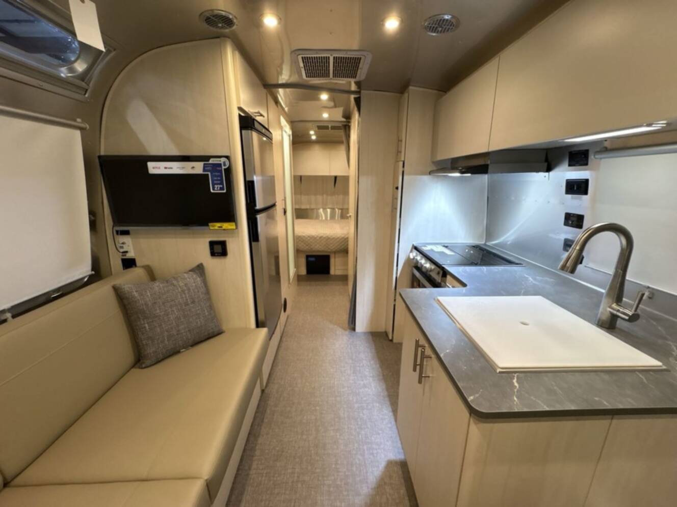A photo of this 2026 Airstream Flying Cloud 25FB