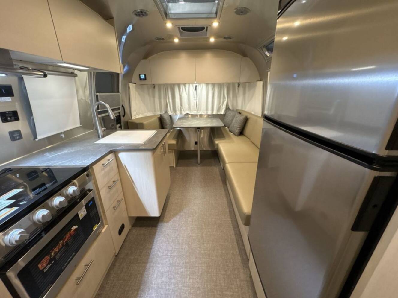 A photo of this 2026 Airstream Flying Cloud 25FB