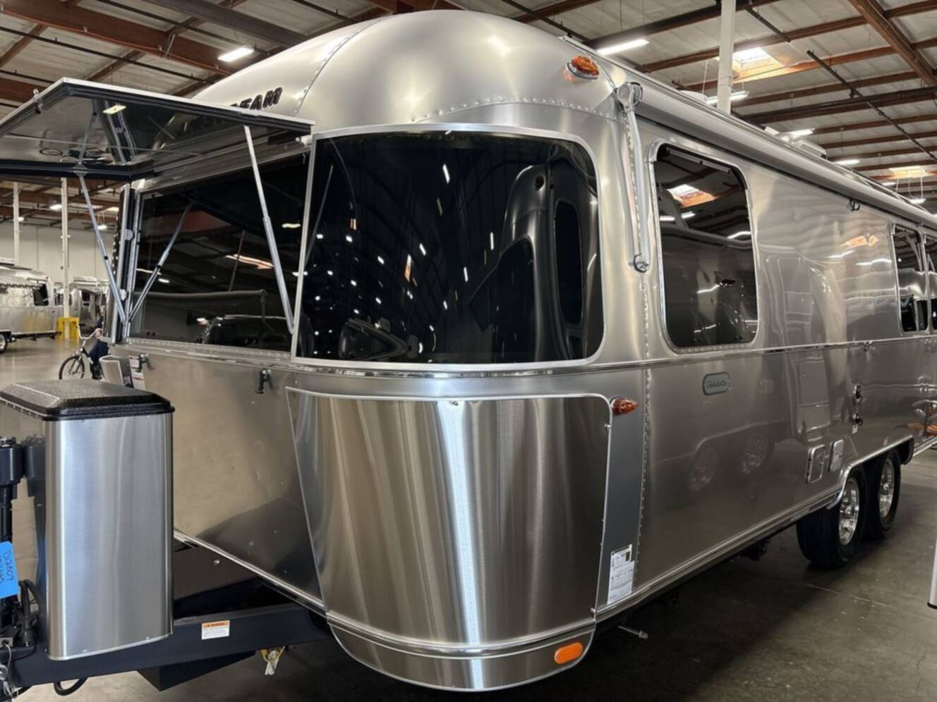 A photo of this 2026 Airstream Globetrotter 25FB