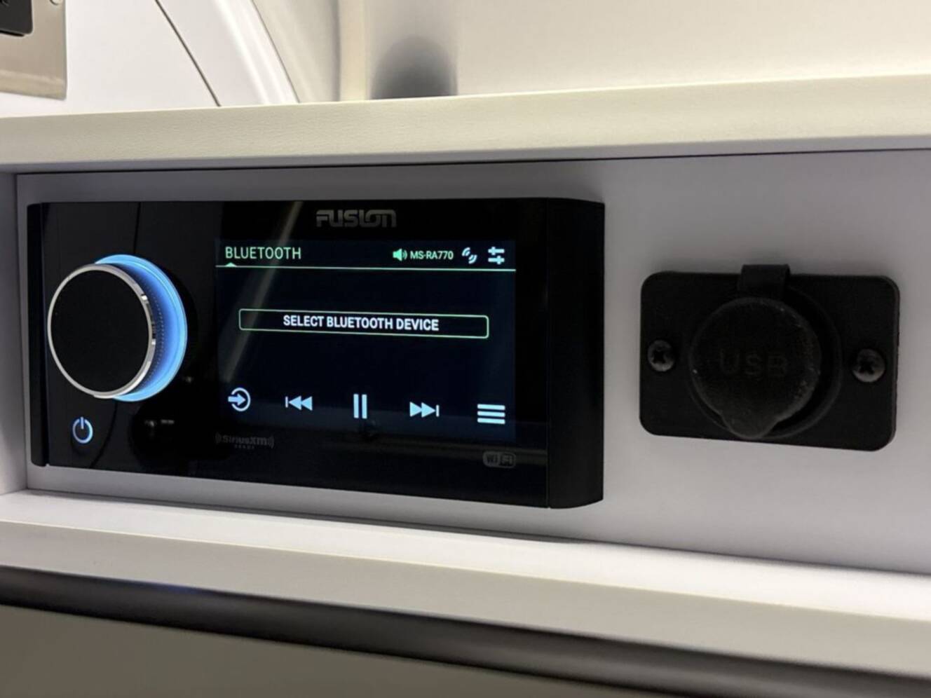 A photo of this 2026 Airstream Globetrotter 25FB