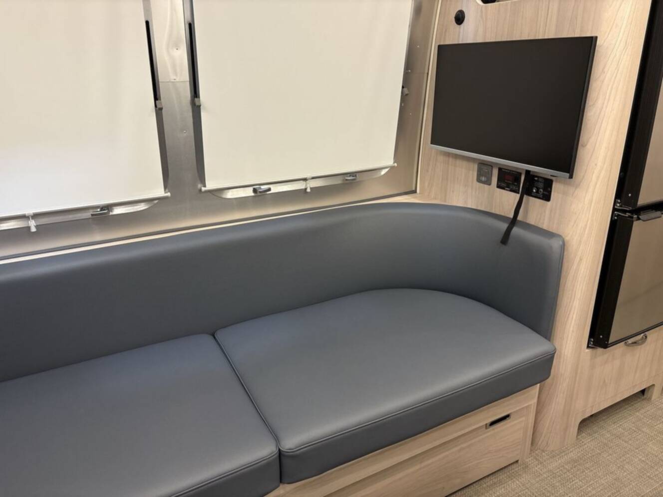 A photo of this 2026 Airstream Globetrotter 25FB