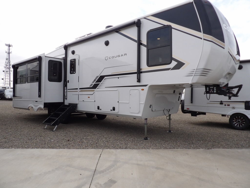 2027 Keystone Cougar 316RLS in los banos