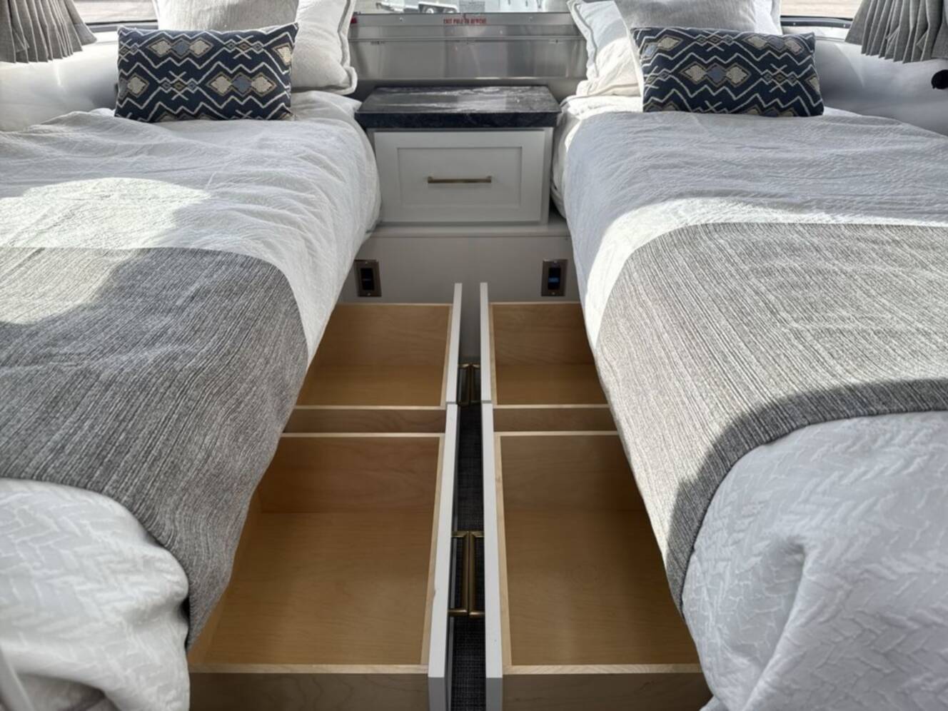 A photo of this 2026 Airstream Classic 28RB
