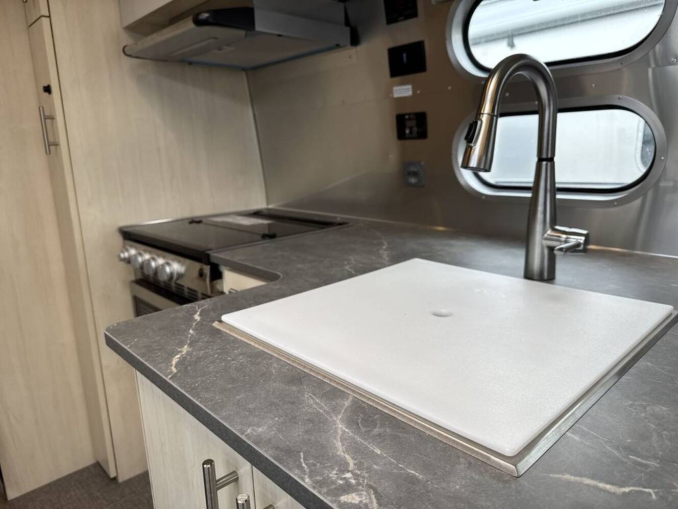A photo of this 2026 Airstream Flying Cloud 25FB