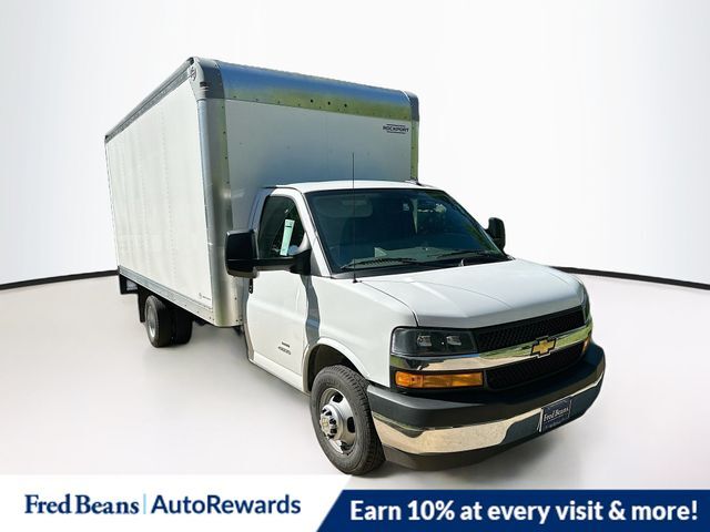 2026 CHEVROLET Express Cutaway in Doylestown, PA