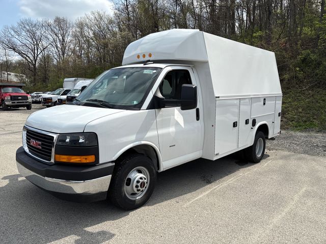 2025 GMC Savana 3500 in Pleasant Hills, PA