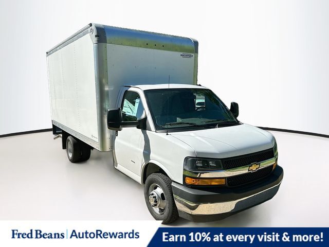 2026 CHEVROLET Express 3500 in Doylestown, PA
