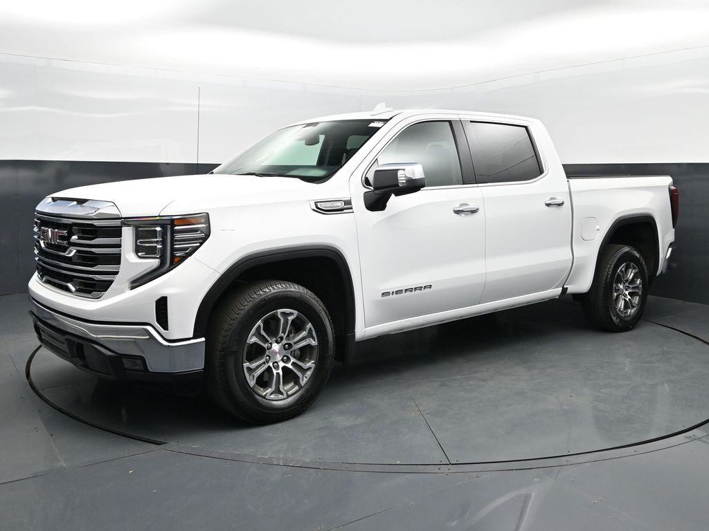 2025 GMC SIERRA in Charlotte, NC