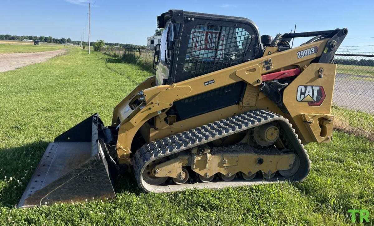 2021 CATERPILLAR 299D3 in Alhambra, IL