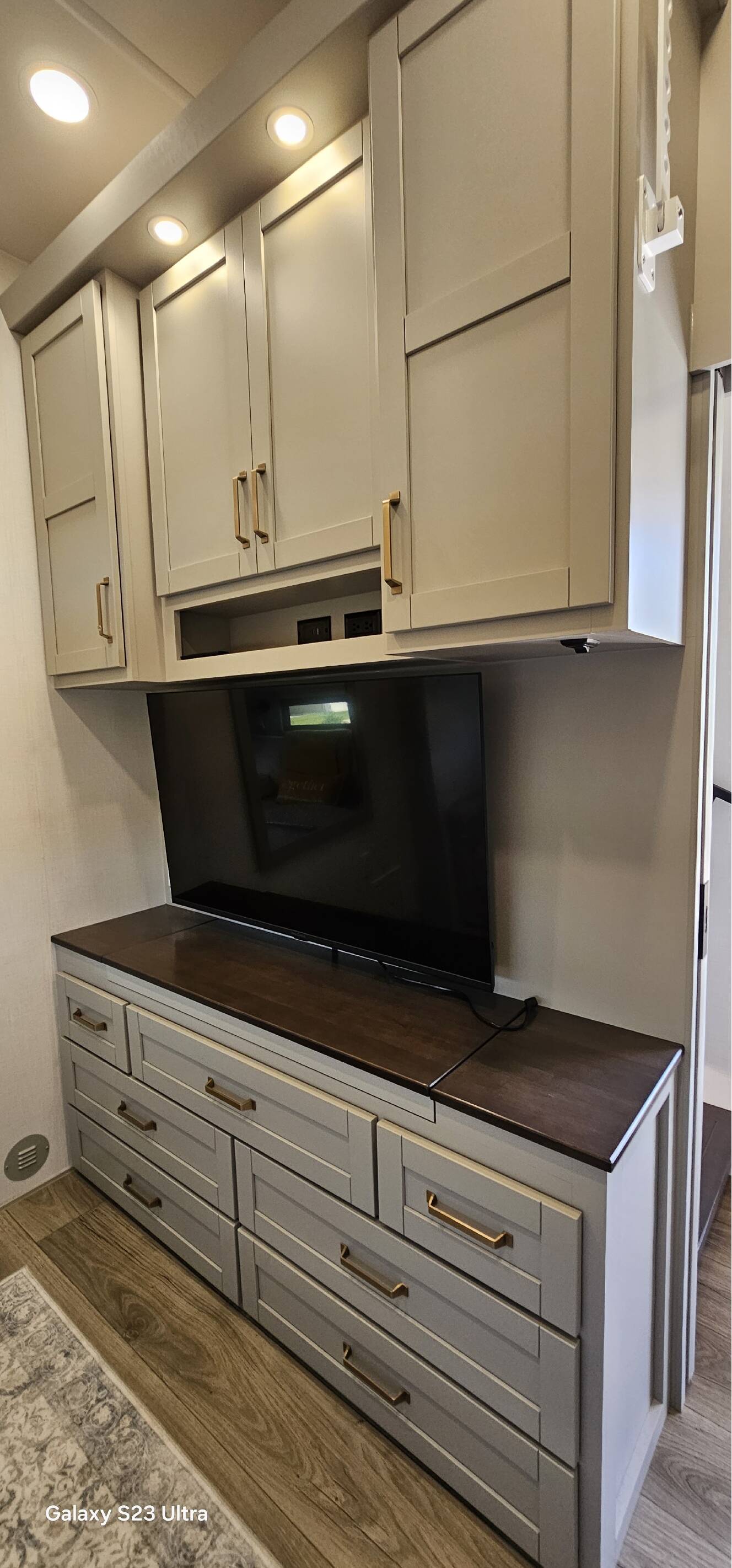 A photo of this 2026 Brinkley MODEL Z 3610