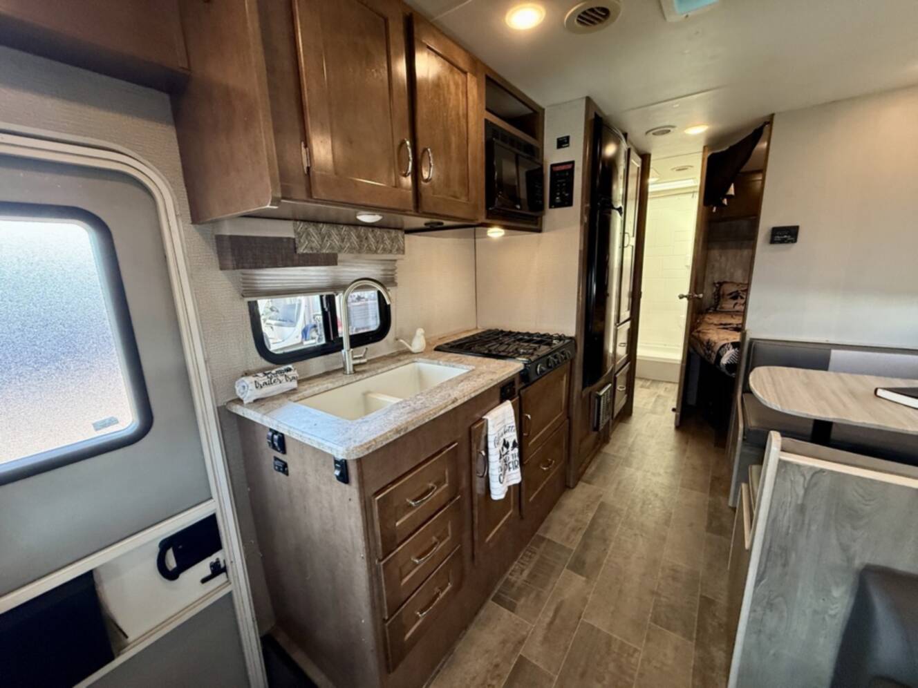 A photo of this 2018 Winnebago OUTLOOK 25J