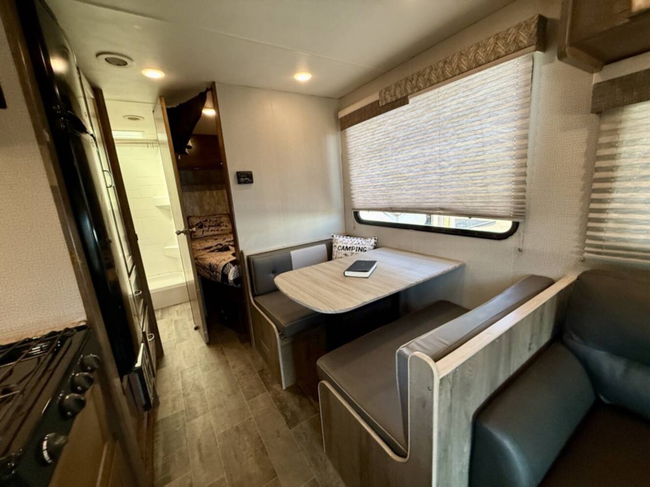 A photo of this 2018 Winnebago OUTLOOK 25J