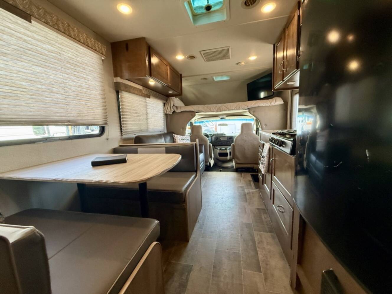 A photo of this 2018 Winnebago OUTLOOK 25J