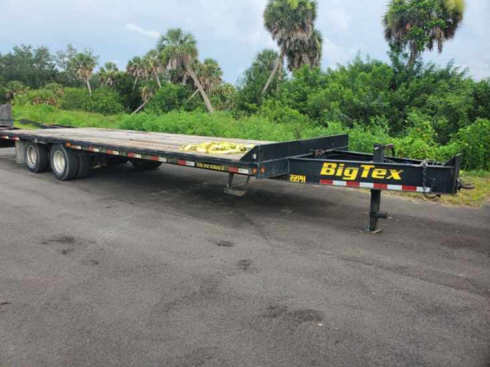 2015 Big Tex Trailers 25+5 22BP 22000 GVWR in Punta Gorda, FL