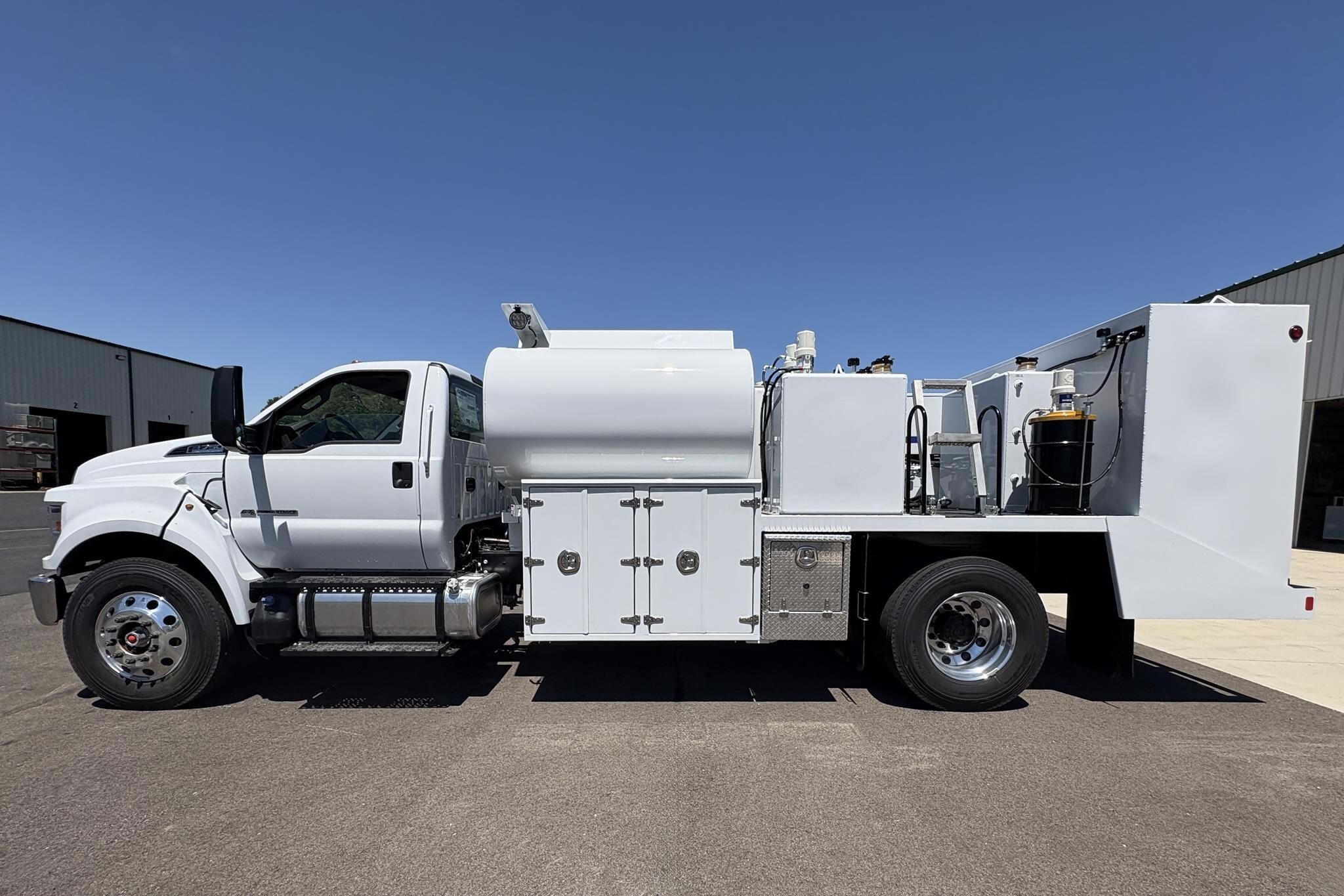 2026 FORD F750 in Garner, IA