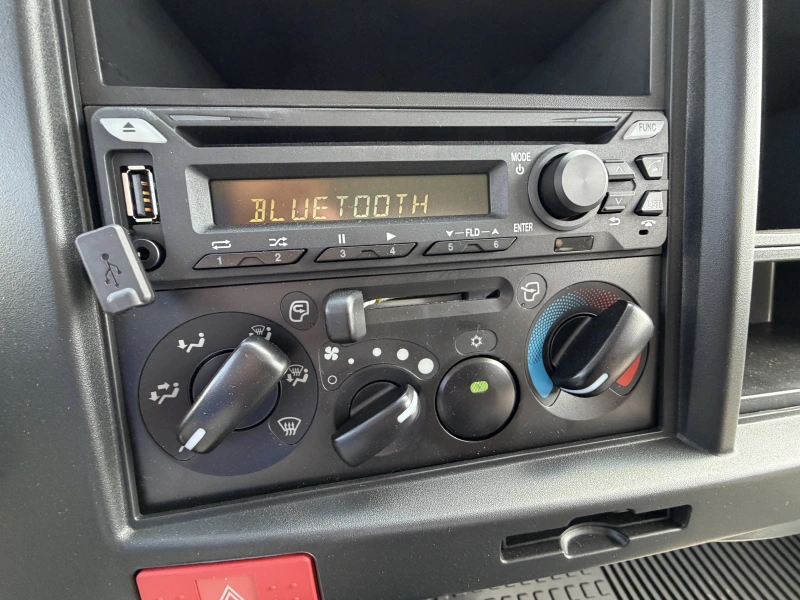 2025 ISUZU NRR GAS USED BOX