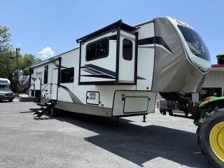 2022 FOREST RIVER SALEM HEMISPHERE 36FL